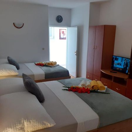 Apartments Vinea Baška Voda Kültér fotó
